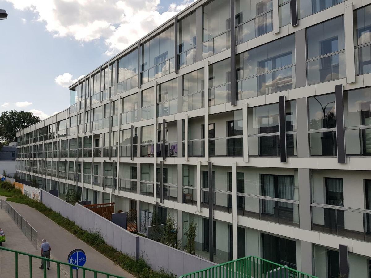 Dom Saski 10 Minut Od Centrum Warszawy Leilighet Warszawa