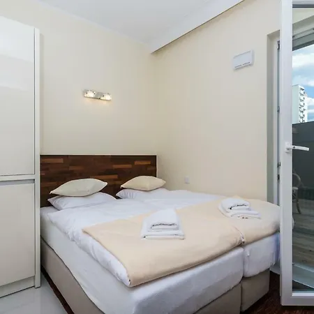 Apartamenty Dom Saski 10 Minut Od Centrum Warszawy Warsaw Exterior photo